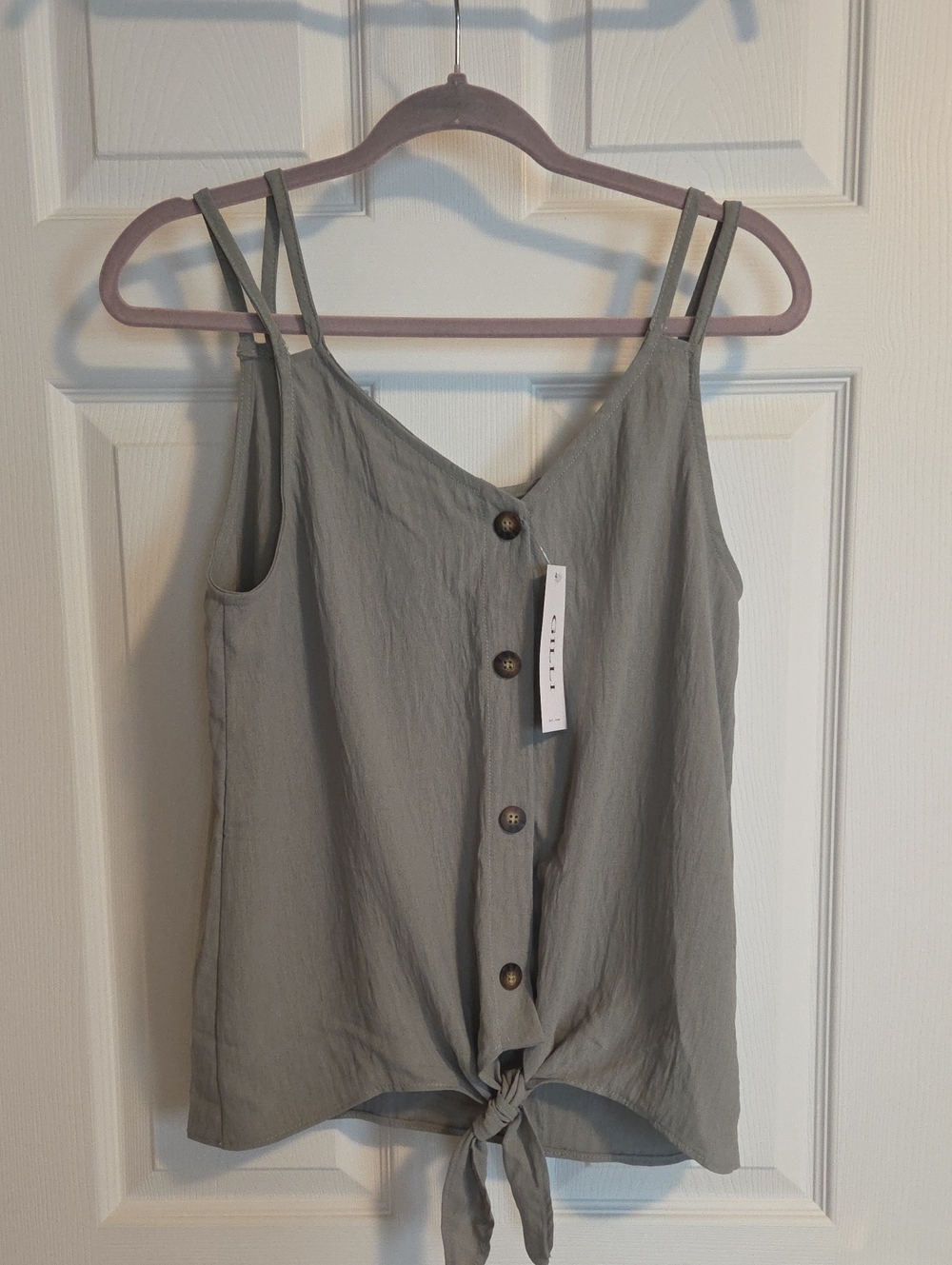 Gilli Women’s Sage Green Button-Front Tie-Hem Tank Top